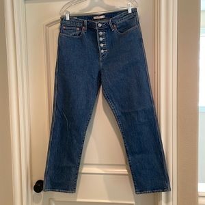 Levi’s Wedgie Straight 31